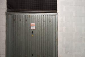 Garage 24 mq, via Garbini 5