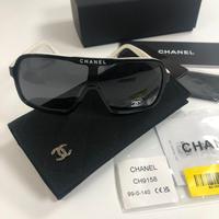 Occhiali da sole CHANEL con montatura grande