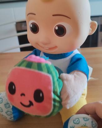Bambolotto peluche interattivo JJ Cocomelon