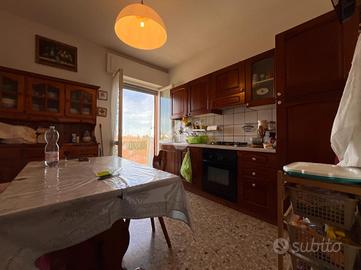 3 LOCALI A GALLIATE