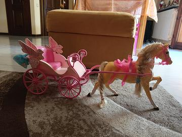 Carrozza Barbie con cavallo