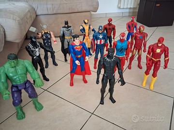 PERSONAGGI SUPEREROI