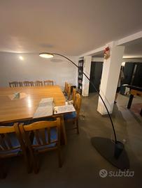 Lampada deisign a stelo lungo