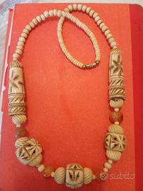 Collana osso e ambra