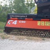Testata trinciante per escavatore