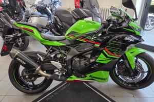 Kawasaki Ninja ZX-4 ZX 4 RR
