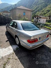 Mercedes E 320 Elegance
