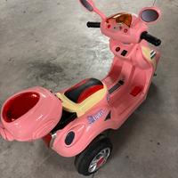 Triciclo elettrico per bambini