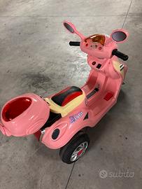 Triciclo elettrico per bambini