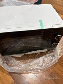 Microonde SAMSUNG NUOVO MAI USATO