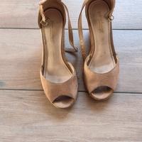 scarpe di corda  con zeppa color nocciola 