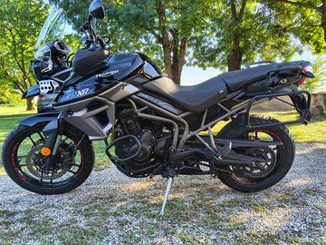 Triumph Tiger 800