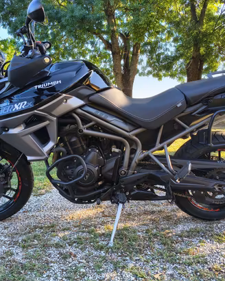 Triumph Tiger 800