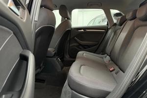 Audi A3 SPB 1,6 DIESEL 116 CV ADMIRED