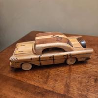 Modellino Chevrolet in legno