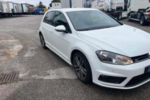 Volkswagen Golf 1.6 TDI 110 CV 5p. Highline BlueMo
