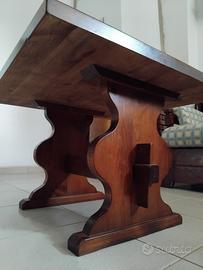 2 tavolini bassi in legno massello