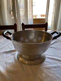 Scolapasta in alluminio