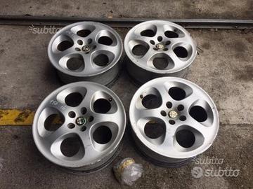 Cerchi in lega Alfa 156 2001 16 pollici