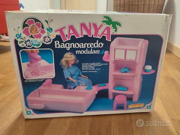 mobili bagno bambola Tanya (simil Barbie) 