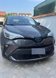 Toyota C-HR Hybrid 2021