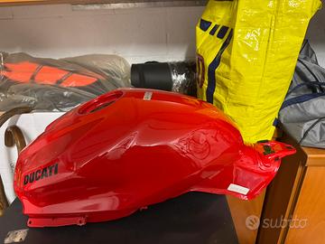 SERBATOIO STREETFIGHTER V2