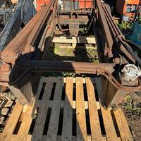Caricatore frontale per Fiat 100-90