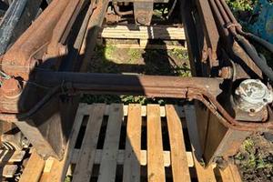 Caricatore frontale per Fiat 100-90