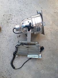 Spot tipo palcoscenico da muro