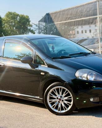 Fiat Grande Punto 1.4 3 sport 120 cv ok neopatenta