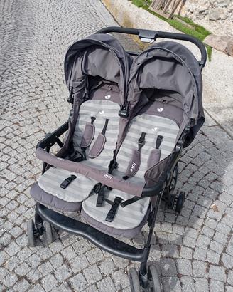 passeggino gemellare