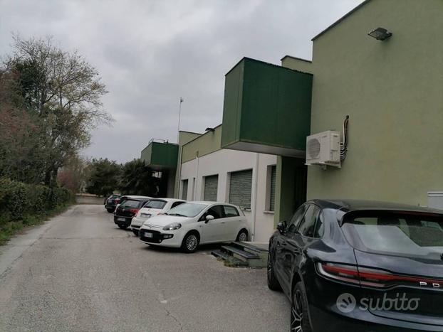 CASAPRO ANCONA AFFITTA UFFICIO A FALCONARA