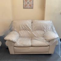 Divano in similpelle