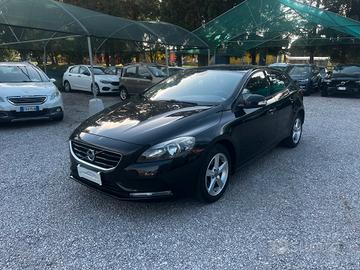 Volvo V40 T2 Style