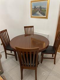 Tavolo tondo anni 70/80 in legno