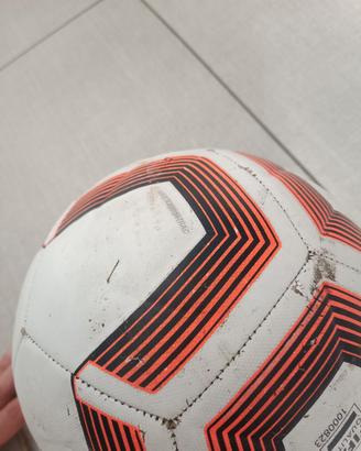 Pallone Nike serie d 2020-2021