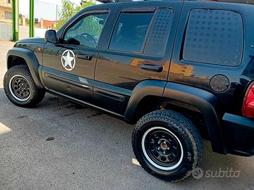 Jeep Cherokee kj (leggere dettagli in foto)