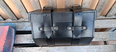Bauletto in cuoio