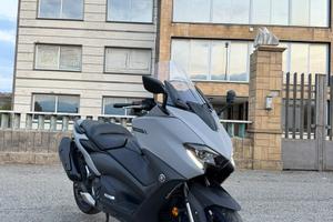 Yamaha t-max 560 Techmax