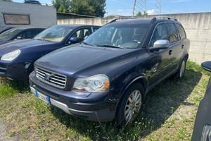 Volvo XC 90 XC90 2.4 D5 185 CV aut. AWD Executive