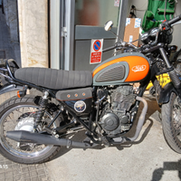 Moto Mash scrambler 400
