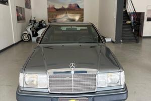 Mercedes-benz E 320 Coupe