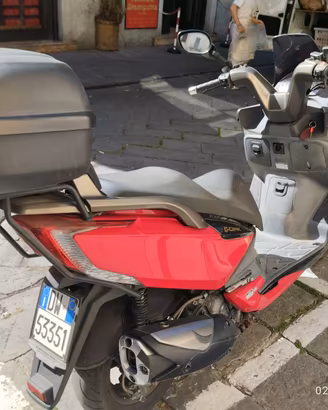 Kymco G dink 300