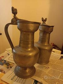 Coppia antichi boccali in peltro