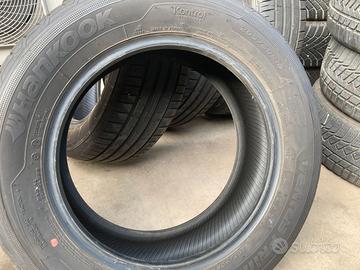 Treno pneumatici Hankook 205/60R16