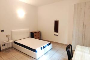 Camera dal 01 dicembre, Modena