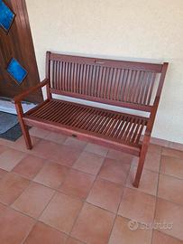 panchina esterno