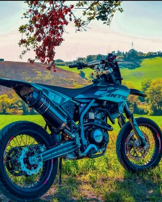 Fantic XMF 125 4T Top Performance Supermotard