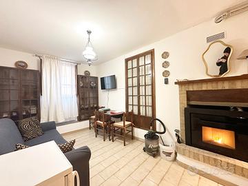 Cielo-Terra Indipendente Arredato AF/177