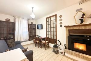 Cielo-Terra Indipendente Arredato AF/177